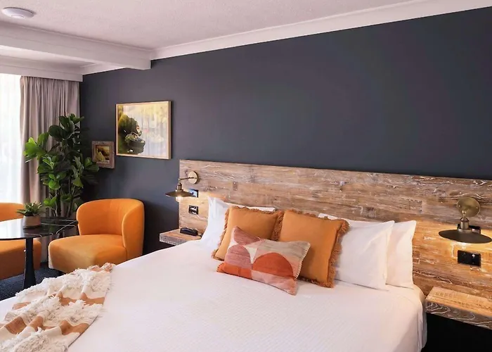 Ibis Styles Orange
